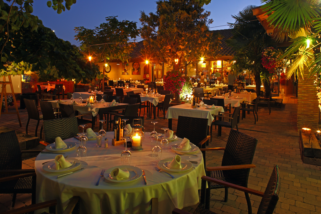 Restaurante La Zingara83. Terraza