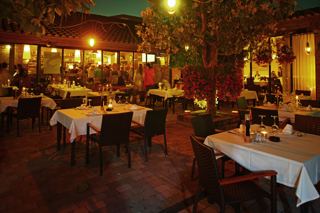 Restaurante La Zingara85. Terraza