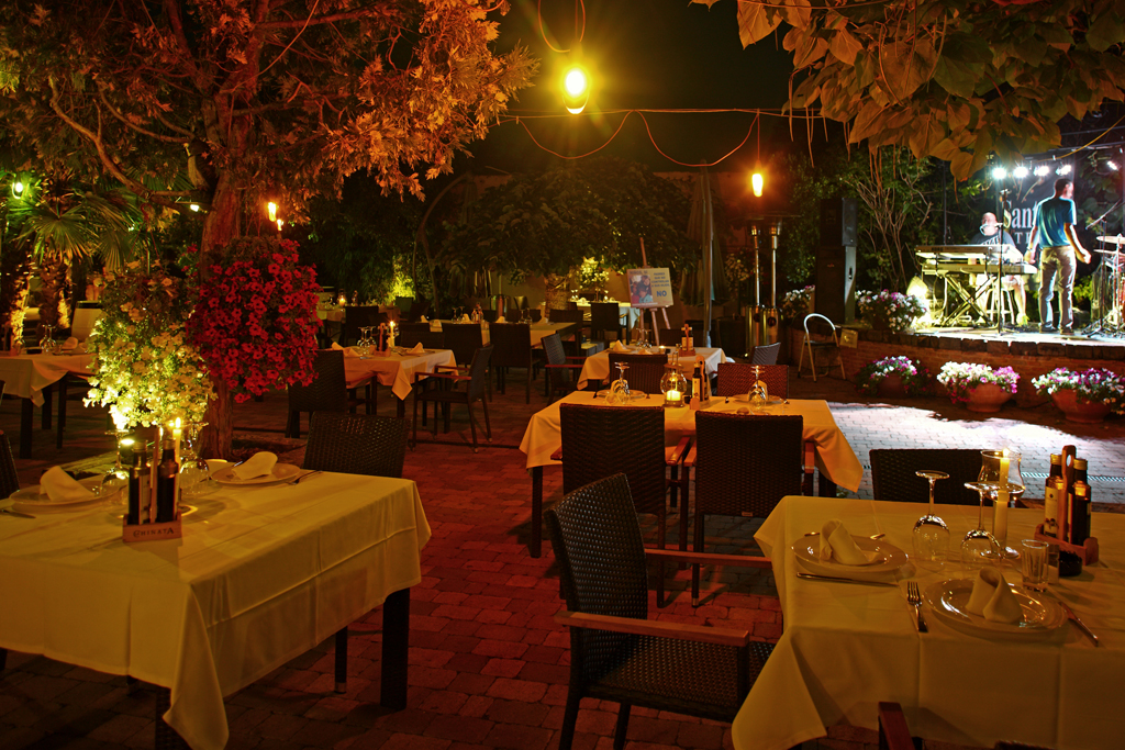 Restaurante La Zingara86. Terraza