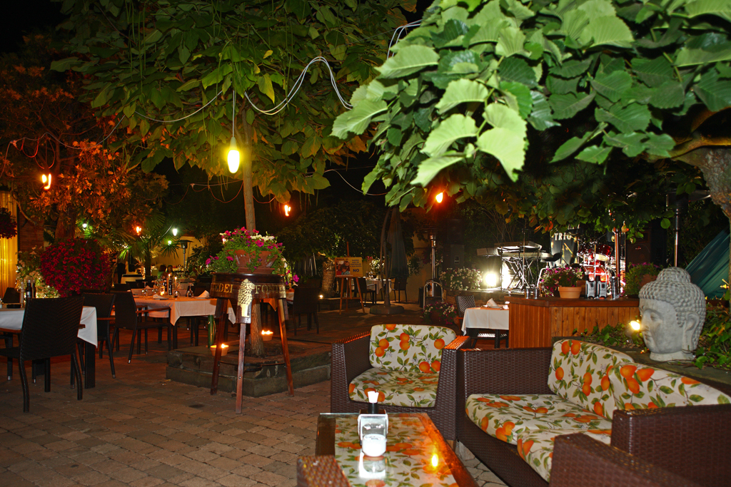Restaurante La Zingara92. Terraza